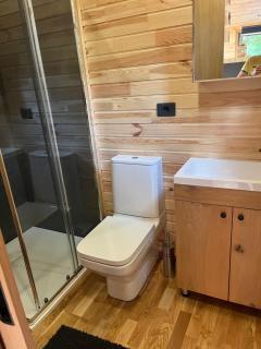 Tiny House indépendante tout confort full équipement adult only-seulement - 1