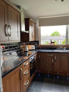 Free Parking, Near Airport, Aberdeen Uni and ARI - 3