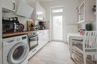 TOP 2 Zimmer Altbauwohnung in Kiel Mitte 24-7 Check In - Kiel - 6