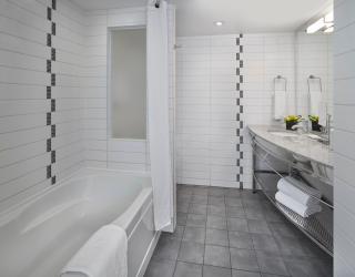 Matrix Hotel - Edmonton - 9