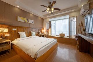 枕窗听雨Homestay - Suzhou - 1