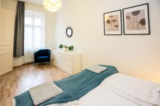 Opera Apartment Budapest with Three Bedroom w AC - Budapest - 6