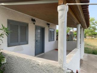 Charming Beachfront 2-bedroom house with AC - Katakolon - 5