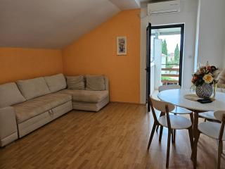 Apartmani Ante Jurić - Biograd na Moru - 0