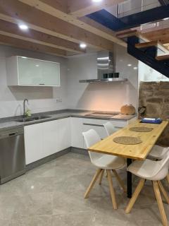 Casa reformada en el casco viejo de Baiona - Baiona - 7