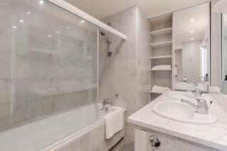 Luxury haven with pool, tennis and large garden - 1