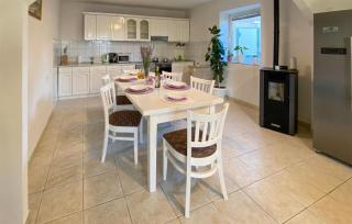 4 Bedroom Gorgeous Home In Lisicic - 4