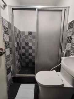 4-5br Apartment in Paranaque for Staycation - Manila - 2