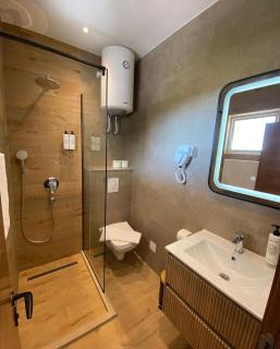 Hotel Comfort & Villas - Donji Štoj - 4