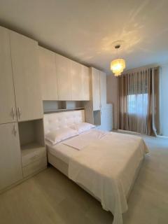 Beach House Apartment - Durrës - 4