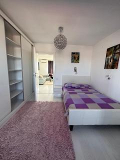 Constanta Central Apartment - 8