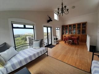 Peaceful Seaside Cottage, Betty's Bay Accommodation - Clareport - 2