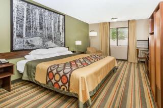 Super 8 by Wyndham Montrose - Montrose - 8
