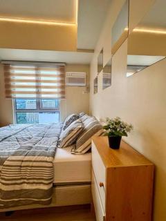 Homey Place at Avida Riala T4 16TH - 9