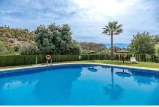 2 Bedrooms - Sleeps 4 - Garden and Pool with View - 0