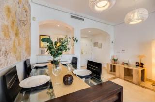2 Bedrooms - Sleeps 4 - Garden and Pool with View - 5