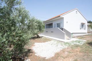 Ryanair's Sailing Crew house near Marina Sukošan-Zadar - Debeljak - 4