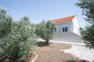 Ryanair's Sailing Crew house near Marina Sukošan-Zadar - Debeljak - 8