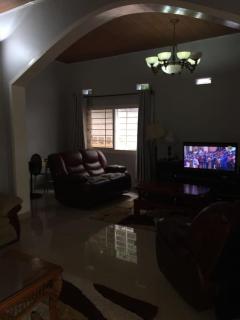 Grande maison sur 28 novembre - 5