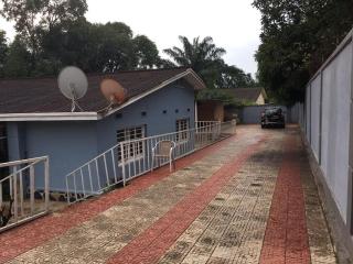 Grande maison sur 28 novembre - Bujumbura - 4