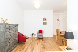 Flat in Paris - 1