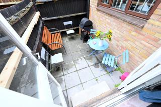 3 Bedroom House in Euston, Patio & BBQ - 5