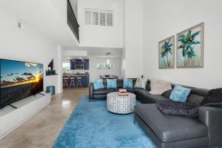 Portside Villas unit 6 - Pensacola Beach - 2