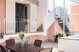 Gioia 13 Rooms & Apartments - Procida - 4