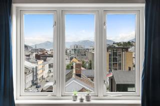 ARCTIC HOMES - Historical Tromsø House With View - 9