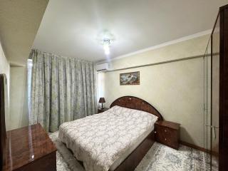 Cozy 2 Bedroom, 4 Room Flat with Office in the Heart of Tashkent - Tashkent - 9