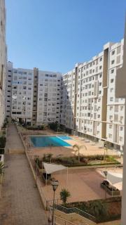 Appart ensoleillé avec 2 balcons vu piscine - Agadir - 0