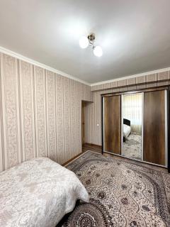 Cozy 2 Bedroom, 4 Room Flat with Office in the Heart of Tashkent - Tashkent - 5
