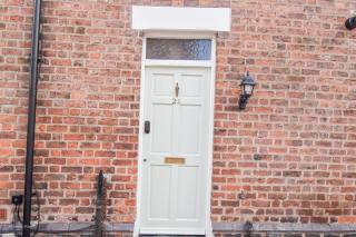 Central Stays - Luxury Central Townhouse - With Free Parking - 6