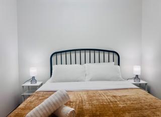 NEW! Fireworks View next to Casino walk to falls - 9