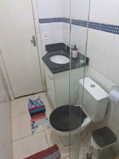 Quarto de Casal Bem Localizado Em apto Compartilhado AP 204 - Uberaba - 7