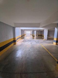 Quarto de Casal Bem Localizado Em apto Compartilhado AP 204 - Uberaba - 1