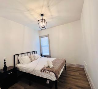 Relaxing 4 bedroom walk to the falls sleeps 8 - Niagara Falls - 7