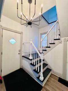 Relaxing 4 bedroom walk to the falls sleeps 8 - Niagara Falls - 5
