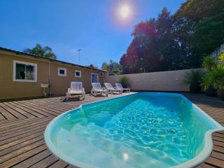 CASA AMBAR COM PISCINA EM Mariscal BOMBINHAS N 705 - Canto Grande - 9
