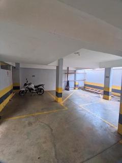 Quarto em Apto Compartilhado Bem Localizado AP 204 - 1