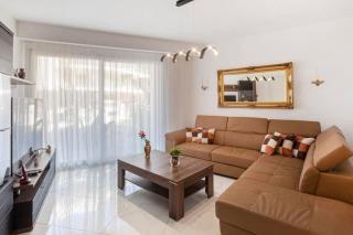 modern 3 bedroom apartment in Swieqi,Malta - Tal-Franċiż - 1