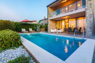 Vacation Home Valsi - Vrbnik - 9