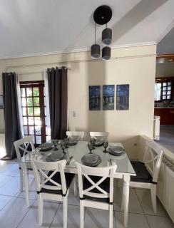 Vicky's Garden Villa - 2
