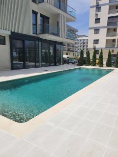 Queens Suite - 3