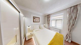 Central Modern 1BR Apartment & Parking - Sofia - 0
