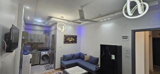 The Palace House Apartments - 5