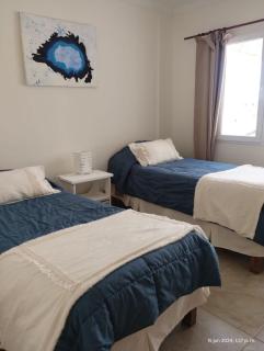 A4- Departamento céntrico, amplio y con hermosa vista al lago! - 6