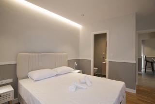 Urban Allure 2BR, 2BA Acropolis View Apt Jacuzzi - Atene - 4
