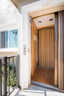 Luxury Penthouse with Elevator - Sleeps 10+ - Family Friendly Sun / Surf / Sand - 1