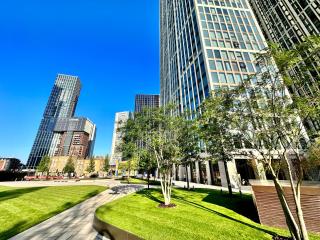 Versace Suite Balcony 1GB WIFI Netflix HDTV - 9